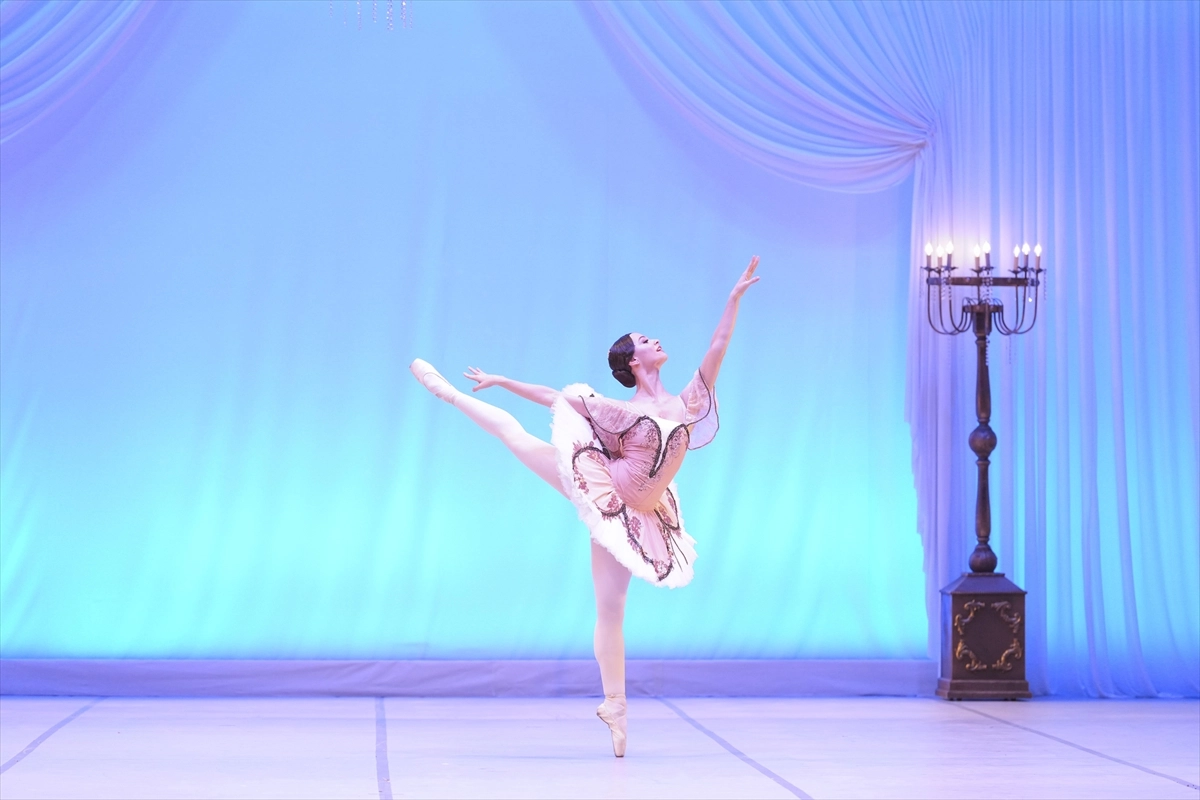 Antalya DOB’dan sezon finali: “Paquita” sahnede