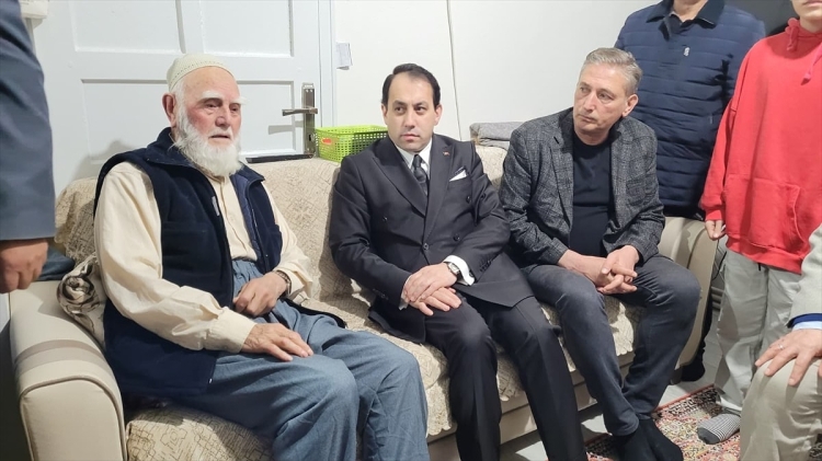 Gürcistan’da düşen askeri uçakta şehit olan Emre Altıok baba olmaya hazırlanıyormuş! 2