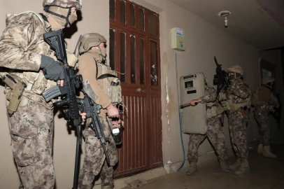 Sakarya’da zehir tacirlerine operasyon: 4 baskında 7 gözaltı