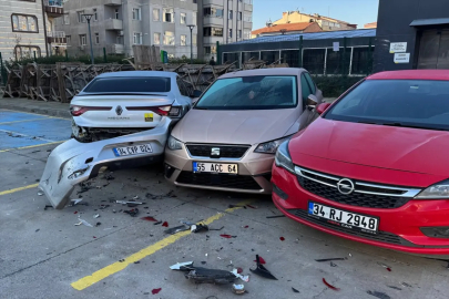Bahçelievler’de otoparkta korku dolu anlar! Kadın sürücü 9 araca çarpıp 5 metreden boşluğa uçtu