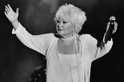 Muazzez Abacı’nın mal varlığı dudak uçuklattı! 1,2 milyar dolarlık servet gerçek mi?