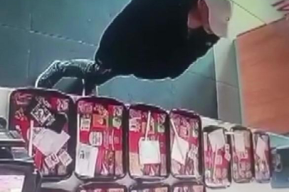 Adana’da Restoran Kasasından Cep Telefonu Çalındı