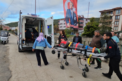 Cide’de kasksız sürücü kaza geçirdi