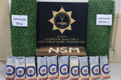 Hatay’da suni çimde gizlenen 306 bin captagon ele geçirildi