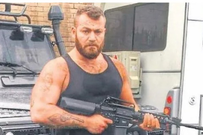 Sosyal medya fenomeni Bahadır Ünlü yine darp skandalıyla gündemde! Çalışanını beyzbol sopasıyla dövdü