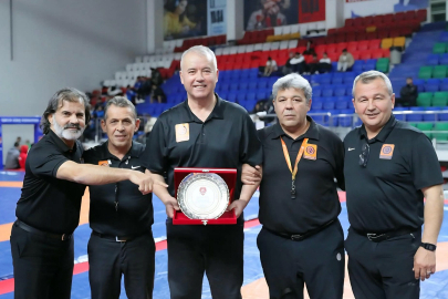 Adanalı Hakem Başçı’dan duygu yüklü veda