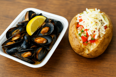 Midye ve kumpir zehirler mi? Gıda zehirlenmesi belirtileri nelerdir, kaç gün sürer?