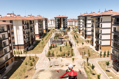 18–30 Yaş TOKİ başvurusu: Anne-babasının evine sahip olan gençler başvurabilir mi? Kimler uygun, gelir ve konut sahipliği şartları neler?