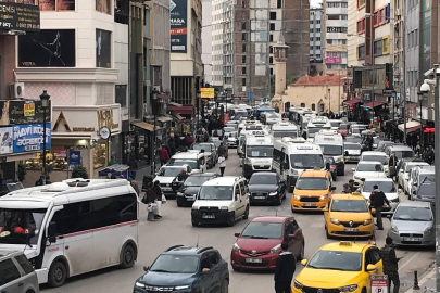 Adana’da trafiğe kayıtlı araç sayısı 946 bini geçti