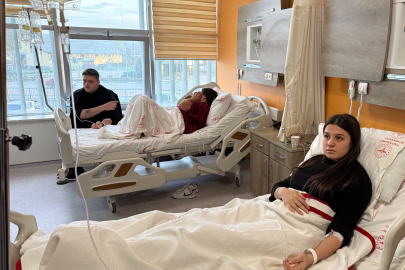 Bursa’da midye yiyen 4 genç hastanelik oldu