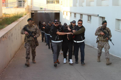 Adana’da ‘Bayğaralar’ çetesinin firarileri kaçış hazırlığında yakalandı: 7 şüpheli tutuklandı