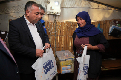 Karataş’ta göçmen ve işçilere sağlık, eğitim ve hijyen desteği