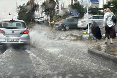 Bodrum'da sağanak günlük yaşamı olumsuz etkiledi