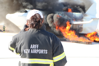 Çukurova Uluslararası Havalimanı'nda nefes kesen tatbikat