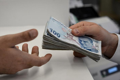 Vatandaşlık maaşı geliyor: Geliri asgari ücretin altında olanlara her ay destek ödemesi!