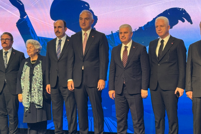 Bakan Ersoy: Vuslat Yıldönümü Anma Törenlerini 6 Aralık’ta Mader-i Mevlana etkinliği ile başlatıyoruz