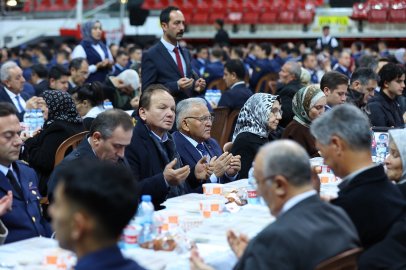 Gürcistan-Azerbaycan sınırındaki uçak kazasında şehit olan askerler dualarla anıldı