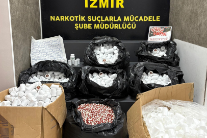 İzmir’de 316 binin üzerinde uyuşturucu hap ele geçirildi