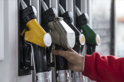 Motorine gece yarısı zam! Benzin, mazot ve LPG fiyatları güncellendi