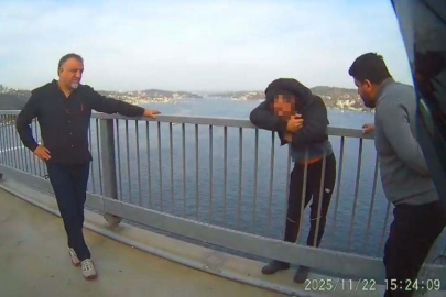 15 Temmuz Şehitler Köprüsü’nde intihar etmek isteyen şahsı kurtardılar