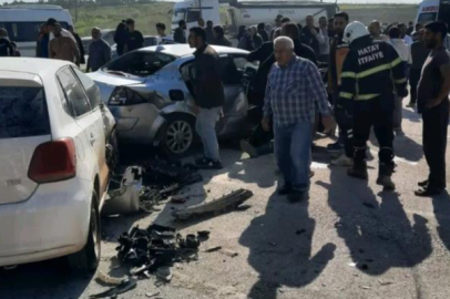 Altınözü’nde zincirleme kaza: 7 yaralı