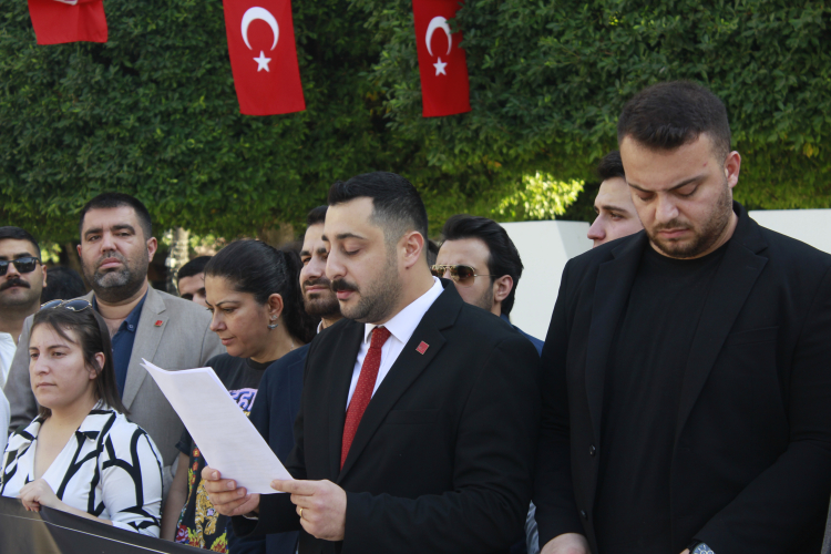 CHP Adana Gençlik Kolları Başkanı Ahmet Tanık