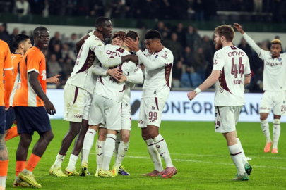 Başakşehir-Trabzonspor maçında 7 gol: Muçi 90+11'de fişi çekti