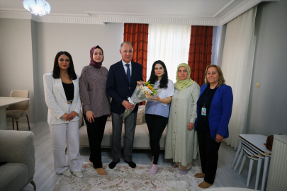 Adana’da “Her Gebeye Bir Ebe” uygulamasıyla 17 bini aşkın anne adayına destek