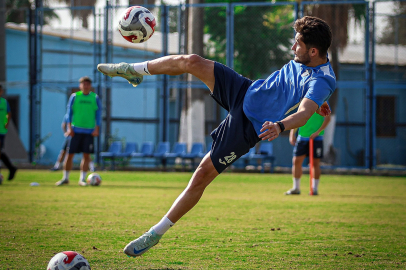 Adana Demirspor eriyor