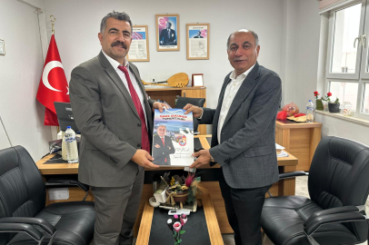 Başkan Altıok: Başöğretmen Atatürk’ün izinden giden öğretmenlerimiz geleceğe ışık tutuyor