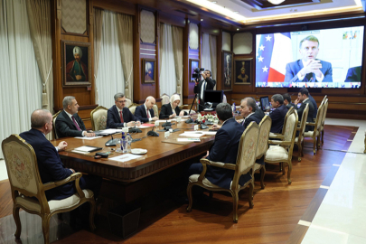 Erdoğan: “Ukrayna–Rusya barışı için doğrudan müzakerelere İstanbul ev sahipliği yapabilir”