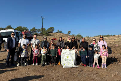 Adana Doğa Koleji Anasınıfı öğrencilerinden anlamlı etkinlik: “Bir fidan, bin gelecek”