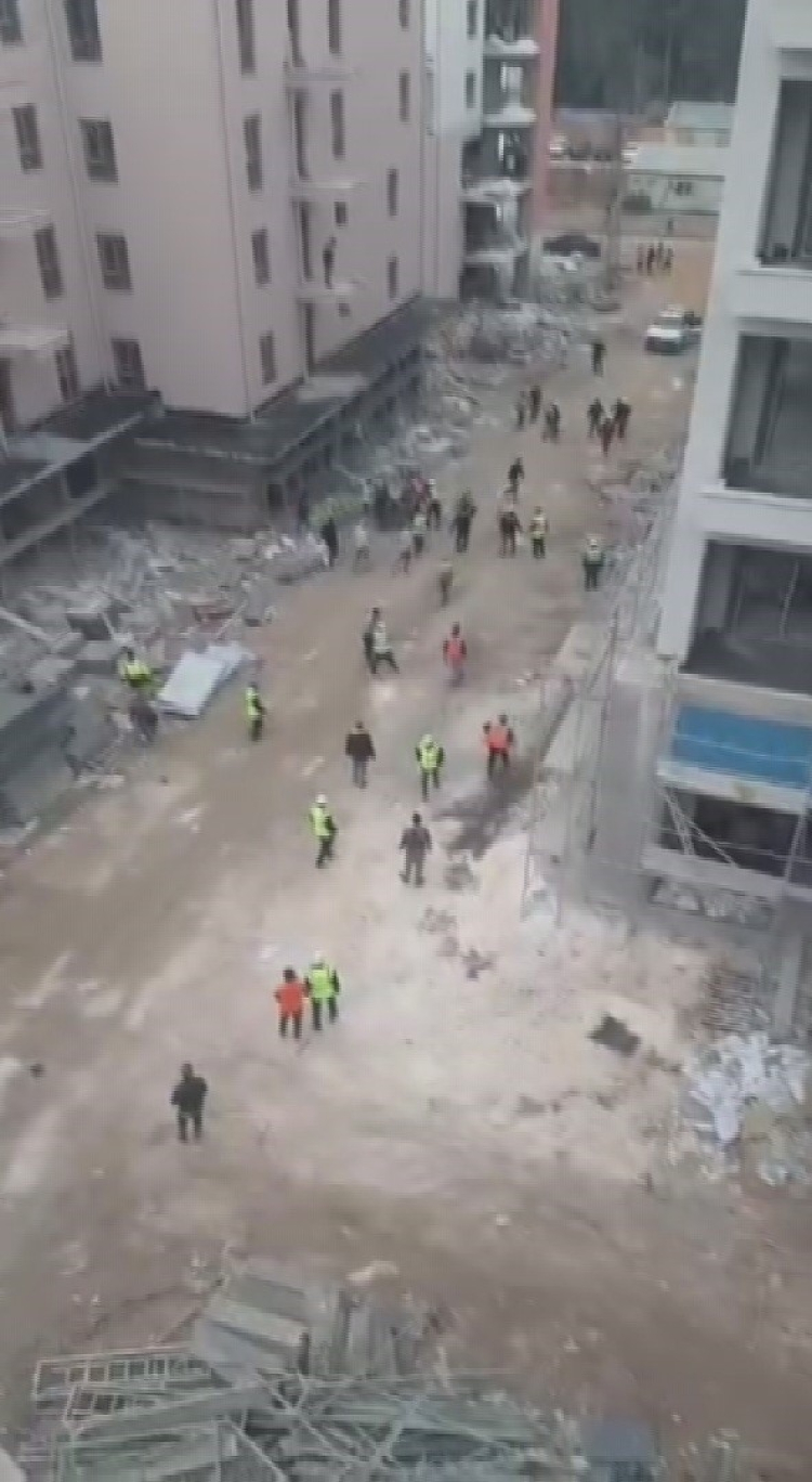 Hatay’da şantiyede çıkan kavga polis uyarı ateşiyle son buldu 2