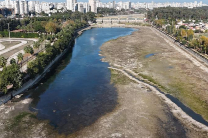 Adana'da son 52 yılın en kurak dönemi: Nehre ve kanallara su verilmiyor