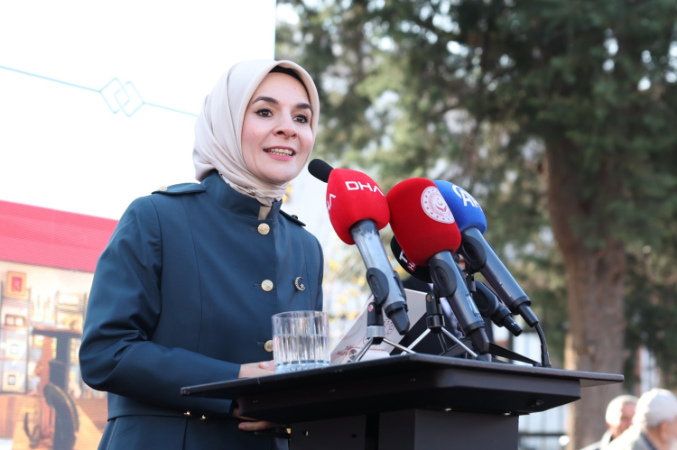 Bakan Göktaş: Kadının emeği, gençliğin enerjisi ve kültür Nallıhan’da büyüyor