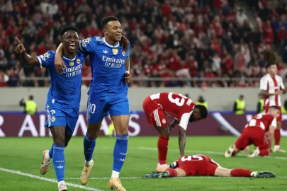 Real Madrid'in Yunanistan seferine Mbappe damgası