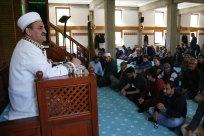 Diyanet, 28 Kasım 2025 Cuma hutbesini yayımladı: Fedakârlığın zirvesi “Îsâr”