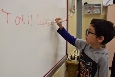 3 Aralık okullar tatil mi? Çarşamba günü okullar açık mı? Valilik ve MEB'den resmi açıklama geldi mi?