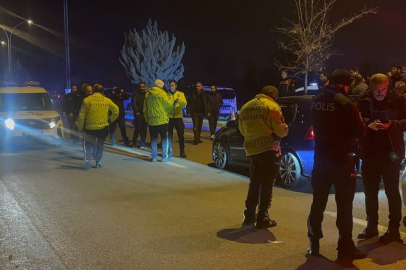 Erzincan’da alkollü sürücü polisten kaçarken 3 araca çarptı