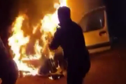 Gaziantep’te alev alan araçta 5 kişi cezaevi personeli sayesinde kurtuldu