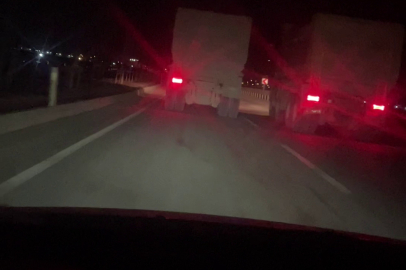 Hatay’da trafikte 100 km hızla yarışan kamyonlar kameraya yansıdı