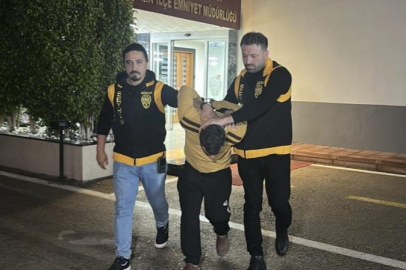 Adana’da dehşet anları: Oğlunu sokak ortasında döven baba yakalandı