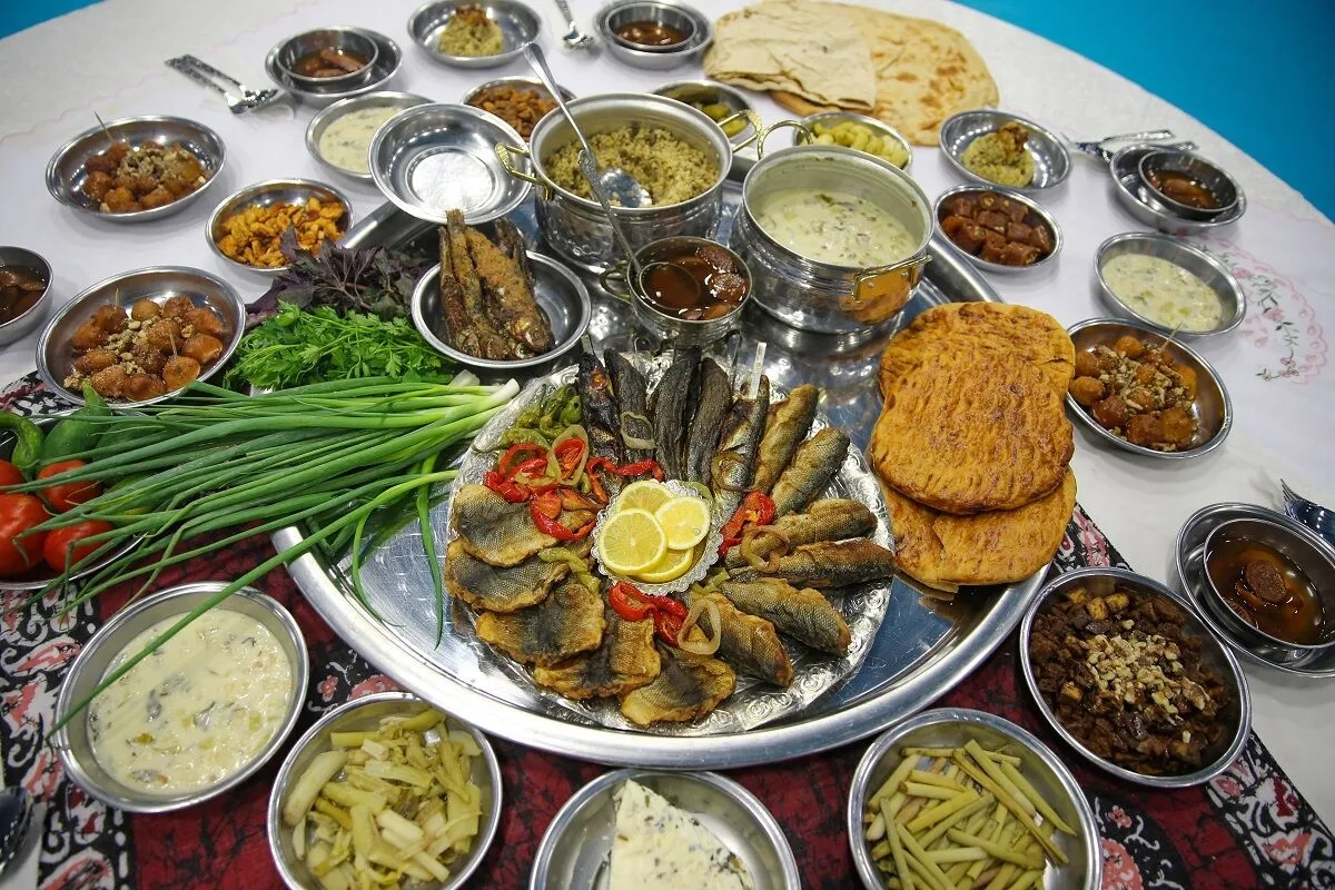 Van Mutfağı ve Mevsimsel Lezzetleri: Yazdan Kışa Zengin Tatlar