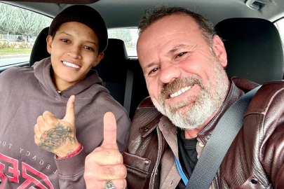 Yıldız voleybolcu Melissa Vargas, Malatya’da ehliyet sınavını başarıyla geçti