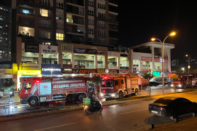 Başakşehir’de restoran yangını: Binayı dumanlar sardı, mahsur kalanlar itfaiye tarafından kurtarıldı