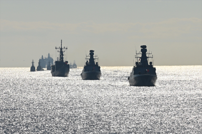 Doğu Akdeniz'de dev tatbikat: 30 gemi ve 11 bin personelle gövde gösterisi