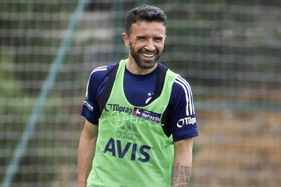 Gökhan Gönül kimdir? Futbol kariyeri ve gözaltı iddiaları