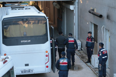 Manavgat Belediyesine yönelik rüşvet ve örgüt suçlaması davası başladı