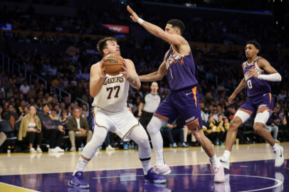 Phoenix Suns, Lakers’ı deplasmanda 125-108 mağlup etti