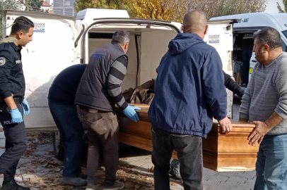 Engelli şahıs boğazı kesilmiş halde evinde ölü bulundu